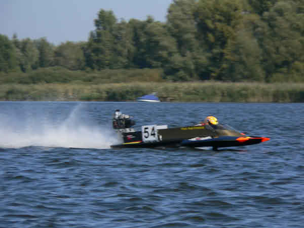P1100343